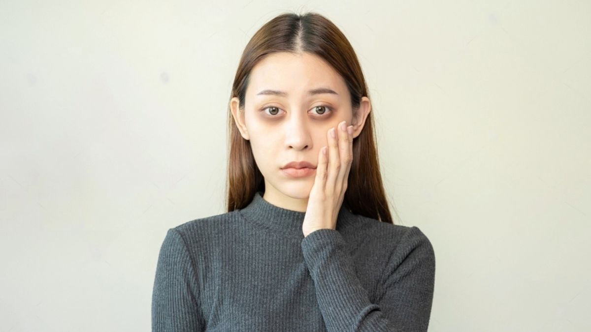 Addressing Dark Circles: Home Remedies and Business Opportunities for the Health-Conscious Consumers Addressing Dark Circles: Home Remedies and Business Opportunities for the Health-Conscious Consumers