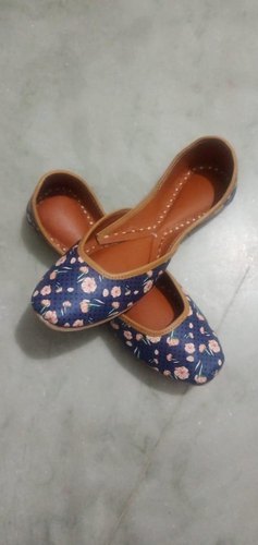 Women Printed Pure Leather Jutties from Disha Enterprises