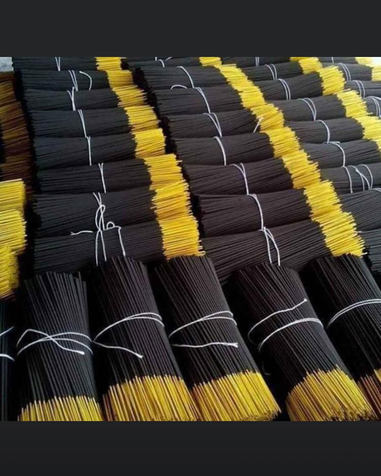 Raw Incense stick  from Svasti Agarbatti 