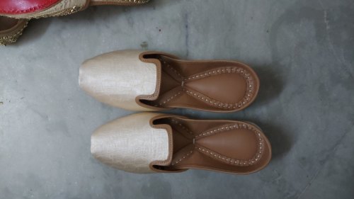 Men Designer Jutti from Disha Enterprises