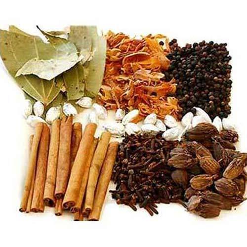 All Variety of Whole Spices from Vishaali Exports