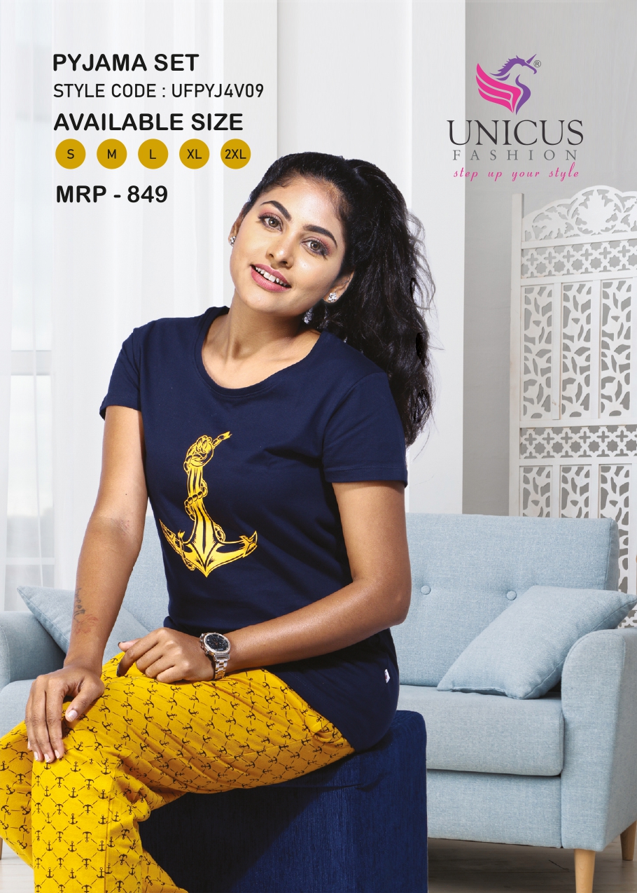 PYJAMA SET For Women from Unicus Fashion