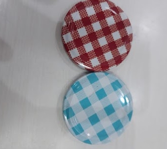  Glass bottle caps from DP groups