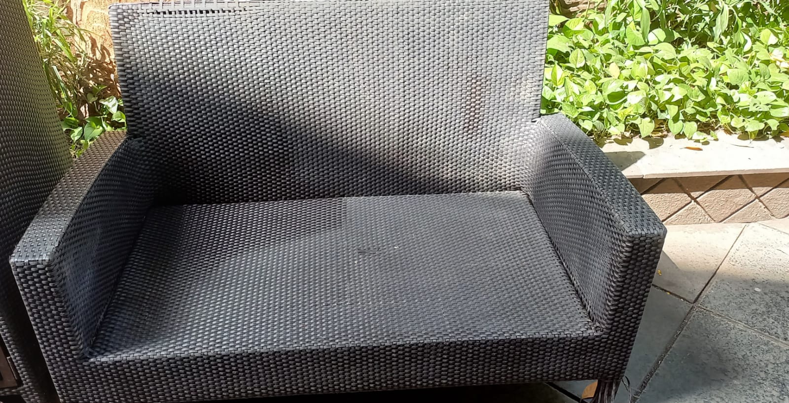 Loom crafts luxury garden furniture from SPIDER CAPITAL