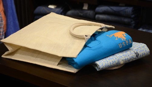 Colorful Non Woven Bag from SMILEY ENTERPRISE