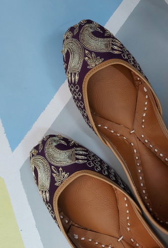 Embroidered Bridal Jutti For Women from Disha Enterprises