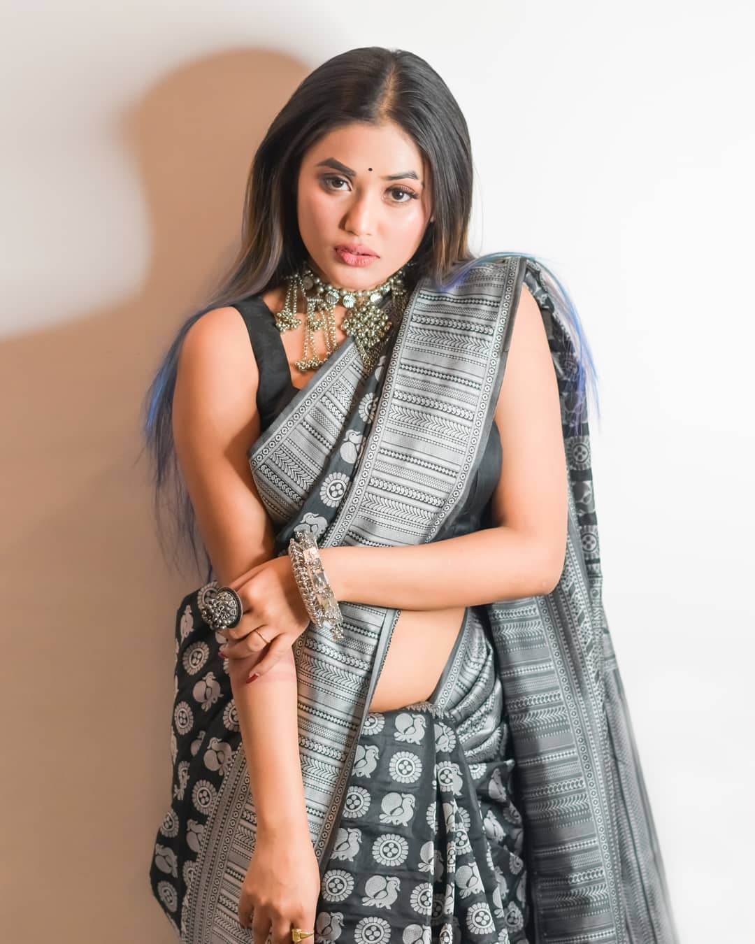 Beautiful Art Silk Jacquard Border Saree With Unstitched Running Blouse