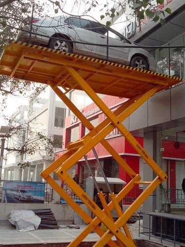 Vehicle Lift from Servo Tech (India)