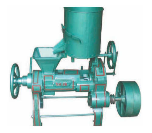 Oil Expeller Machine 16 Patti Kettle from Om Sai Ram Enterprises